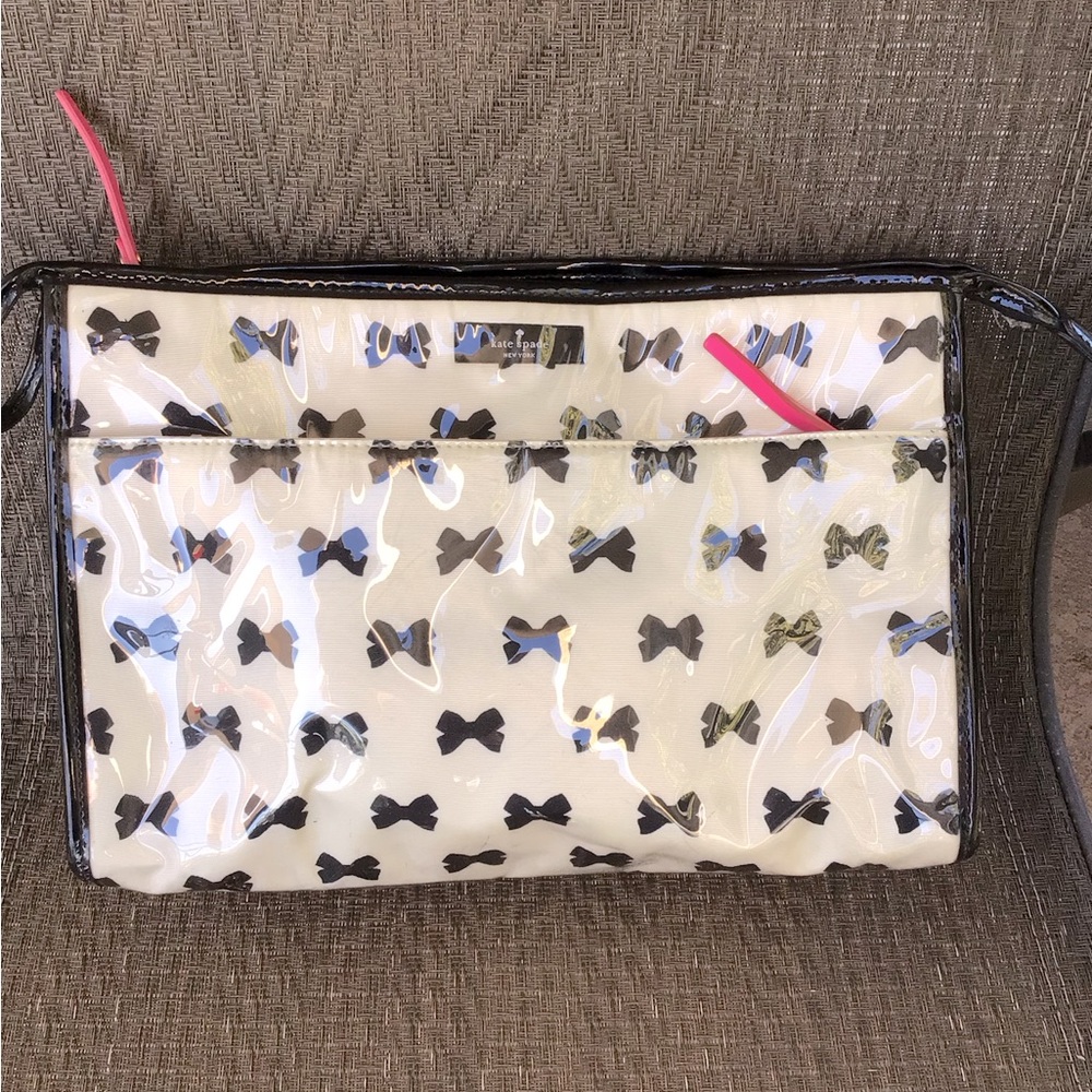 Kate Spade Heddy Vinyl Black/Cream Bow Cosmetics Bag